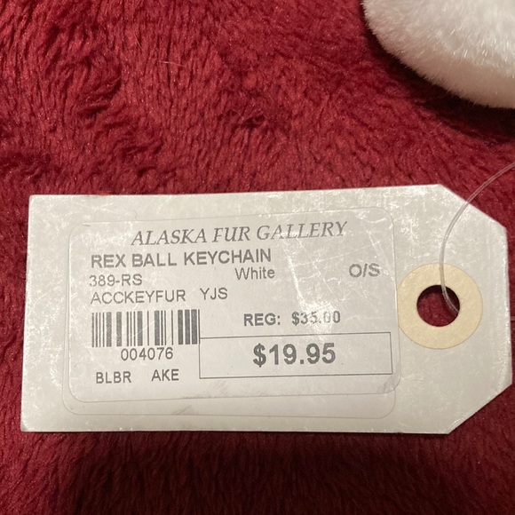 NEW! Ball Keychain - Picture 2 of 3